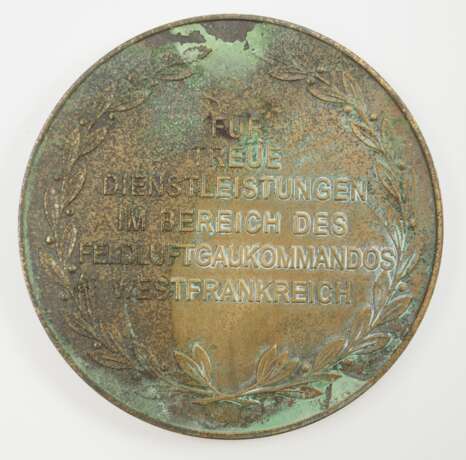 Medaille für Treue Dienstleistungen im Bereich des Feldluftgaukommando Westfrankreich. - Foto 2