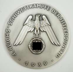 Ehrenpreis der Obersten HJ Führung auf die 4. Reichs-Schiwettkämpfe der Hitlerjugend 1939.