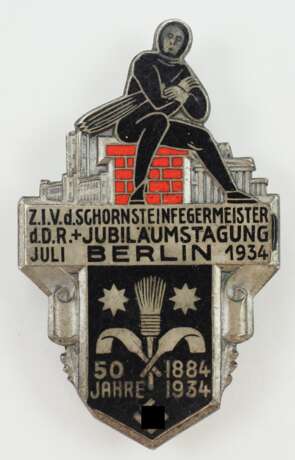 Abzeichen der Jubiläumstagung Z.I.V.d. Schornsteinfegermeister d.D.R. Berlin Juli 1934. - Foto 1