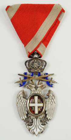 Serbien: Orden des Weißen Adler, 2. Modell (1903-1941), 5. Klasse mit Schwertern. - photo 1