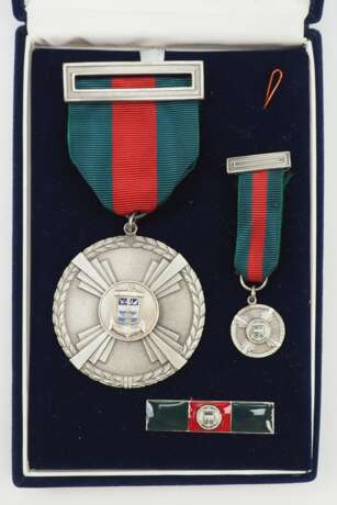 Kolumbien: Marine-Verdienstmedaille, im Etui. - фото 1