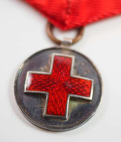 Russland: Rot-Kreuz-Medaille zur Erinnerung an den Russisch-Japanischen Krieg 1904-1905. - Foto 2