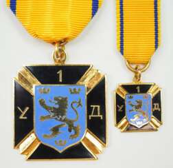 Ukraine: Kreuz der 1. ukrainischen Division, mit Miniatur.