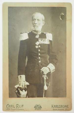 Baden: Kartonagefoto des badischen Generalmajor Wolf, Kommandeur des Großherzoglich badischen Gendarmeriekorps. - фото 1