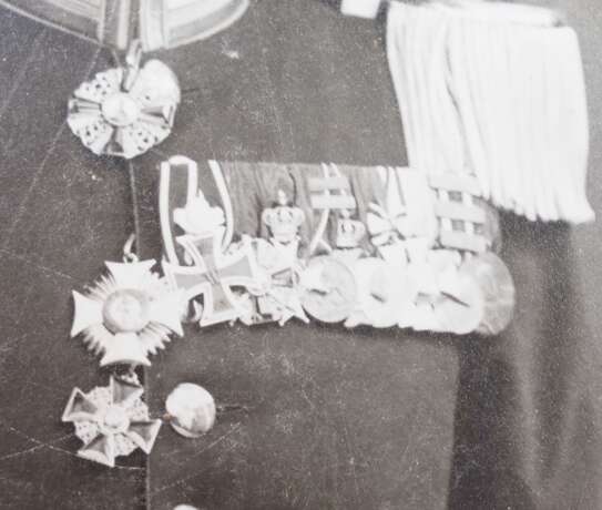 Baden: Kartonagefoto des badischen Generalmajor Wolf, Kommandeur des Großherzoglich badischen Gendarmeriekorps. - photo 2