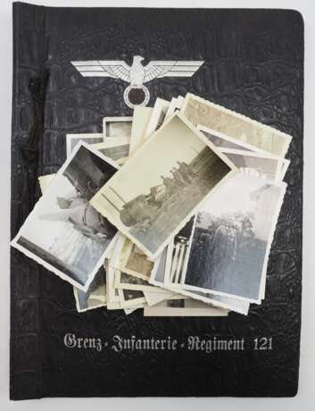 Wehrmacht: Fotoalbum eines Soldaten im Grenz-Infanterie-Regiment 121. - Foto 1