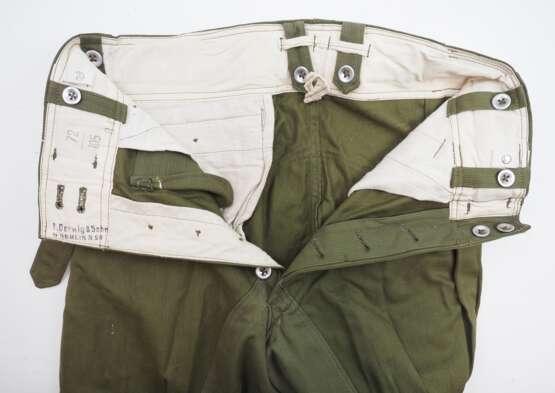 Wehrmacht: Stiefelhose zur Tropenuniform - Kammerstück. - Foto 2