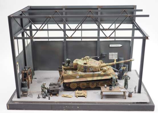 Wehrmacht Diorama einer Panzer Werkstatt. - Foto 1