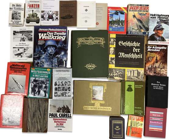 Orden und Militaria Literatur. - photo 1