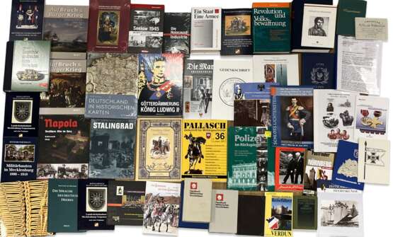 Militär Literatur Lot - Teil 4. - Foto 1