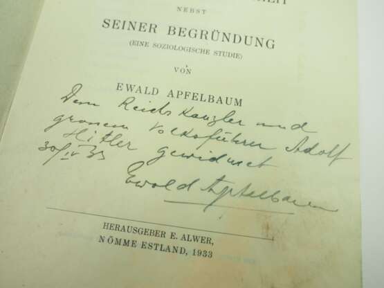 Adolf Hitler Bibliothek: Apfelbaum, Ewald: Das Manifest an die Mutter der Menschheit nebst seiner Begründung. - фото 2