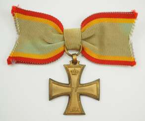 Mecklenburg-Schwerin: Militärverdienstkreuz, 1864, für Frauen.