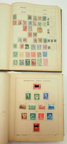 Briefmarken Sammlung Deutschland und International - 2 Schaubeck Alben. - photo 1