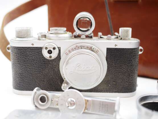 Leica Camera - mit Objektiv und Tasche. - photo 2
