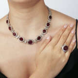 GROUP OF RUBY AND DIAMOND JEWELLERY - Foto 2