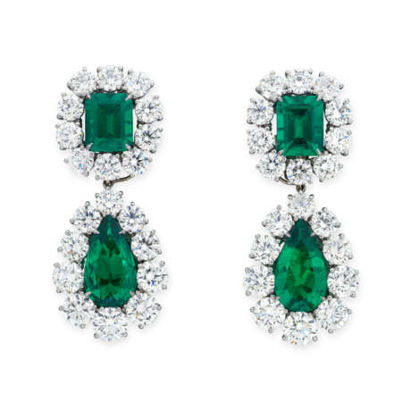 AN IMPORTANT EMERALD AND DIAMOND EARRINGS - Foto 1
