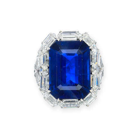 SAPPHIRE AND DIAMOND RING, MOUNTED BY FORMS - photo 1