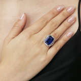 SAPPHIRE AND DIAMOND RING, MOUNTED BY FORMS - Foto 2