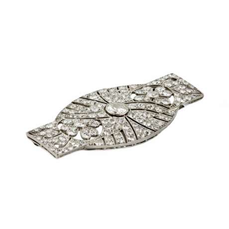 Brooch with diamonds in Art Deco style. - photo 2