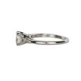 Platinum ring with diamonds - photo 4