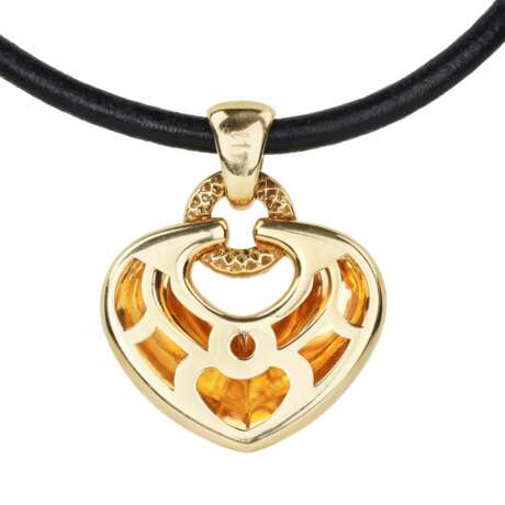 Bulgari gold pendant with diamonds, in the form of a heart on a rubber strap. - photo 4