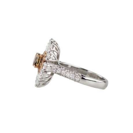 Ring in white 18K gold with diamonds. Marbella. - photo 4