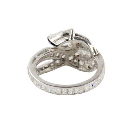 Ring in platinum with diamonds. "Snake". - photo 6