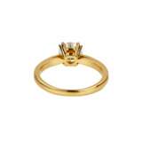 Gold ring with diamonds. - photo 6