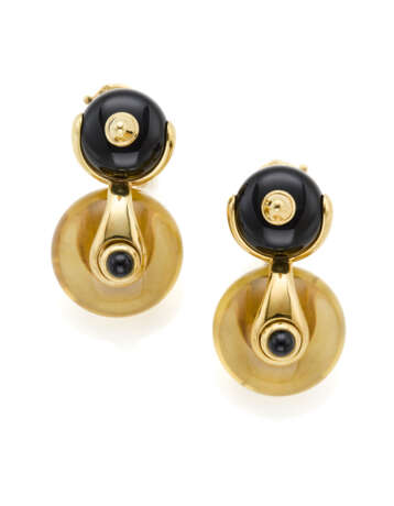 MARINA B | Onyx, quartz and yellow gold "Pneu" pendant earrings, g 39.81 circa, length cm 3.7 circa. Signed Marina B 1987, MB, marked 2875 AL, inventory number and French import mark. In original pouch - фото 1