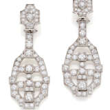 Diamond and platinum pendant earrings, diamonds in all ct. 7.10 circa, g 22.33 circa, length cm 6.0 circa. With original case - photo 1