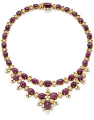Diamond, cabochon ruby and yellow gold necklace, diamonds in all ct. 9.70 circa, rubies in all ct. 155.00 circa, g 118.97 circa, length cm 41.50, h cm circa. French assay and goldsmith marks.