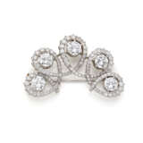 Round ct. 1.07, ct. 1.08, ct. 1.09, ct. 1.18 and ct. 1.20 circa diamond and white gold brooch accented with smaller diamonds, in all ct. 7.10 circa, g 22.37 circa, length cm 4.9 circa. (losses) - photo 3