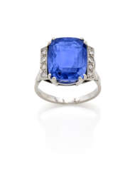 Cushion ct. 10.90 circa sapphire and diamond white gold ring, g 9.46 circa size 16/56. | | Appended gemmological report CISGEM n. 26913 13/02/2024, Milano