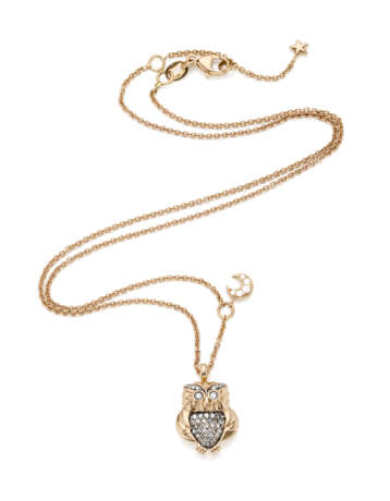 CRIVELLI | Pink gold chain holding a cm 1.80 circa owl shaped pendant accented with diamonds, g 6.85 circa, length cm 41 circa. Marked 3130 AL. - фото 3