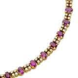 Diamond and ruby yellow gold necklace, diamonds in all ct. 3.30 circa, rubies in all ct. 18.00 circa, g 48.25 circa, length cm 41.50 circa. - Foto 3