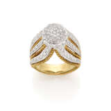 Diamond and bi-coloured gold ring, diamonds in all ct. 0.70 circa, g 10.23 circa size 11/51. Marked 1443 AL. - photo 2