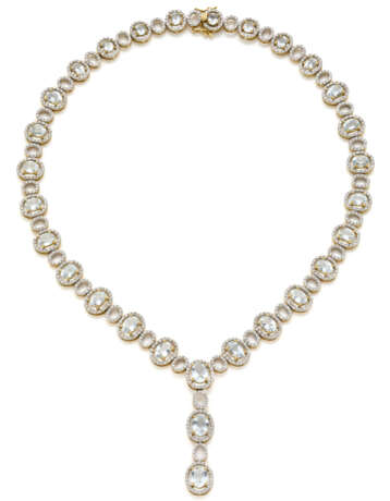 Aquamarine, diamond and bi-coloured gold necklace with pendant, diamonds in all ct. 6.50 circa, aquamarines in all ct. 14.00 circa, g 43.89 circa, length cm 40.50 circa. - photo 1