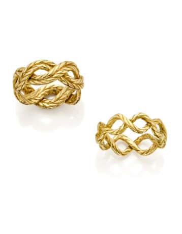GIANMARIA BUCCELLATI | Two yellow gold intertwined rings, g 12.59 circa size 12/52. 13/53. Marked 12 CO. - Foto 1