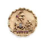 Rose cut diamond, ruby, yellow gold and silver carriage and palm tree round shaped brooch, g 15.46 circa, diam. cm 4.1 circa. (defects and losses) - Foto 1