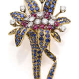 Diamond, sapphire, ruby and bi-coloured gold flower shaped brooch, diamonds in all ct. 3.30 circa, g 27.41 circa, length cm 9.8 circa. - фото 3