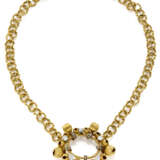 Yellow hammered gold chain holding an oval centerpiece accented with diamonds and hollow grooved beads, diamonds in all ct. 1.70 circa, g 69.85 circa, length cm 44 circa. (slight defects) - photo 3