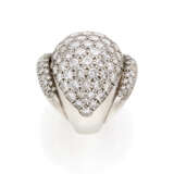 Pavé diamond and white gold ring, diamonds in all ct. 6.90 circa, g 34.36 circa size 14/54. French import mark. - фото 1