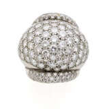 Pavé diamond and white gold ring, diamonds in all ct. 6.90 circa, g 34.36 circa size 14/54. French import mark. - фото 4