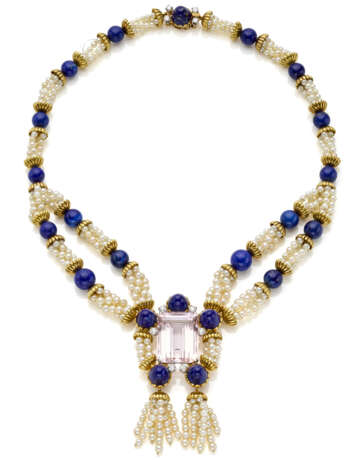 Pearl, diamond and lapis lazuli jewellery set comprising cm 50.00 circa necklace and octagonal ct. 60.00 circa morganite brooch/centerpiece, diamonds in all ct. 2.00 circa, in all g 184.15 circa, length cm 8.50 circa. (slight defects) - Foto 1