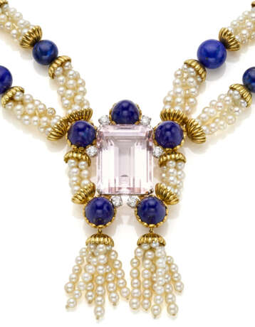 Pearl, diamond and lapis lazuli jewellery set comprising cm 50.00 circa necklace and octagonal ct. 60.00 circa morganite brooch/centerpiece, diamonds in all ct. 2.00 circa, in all g 184.15 circa, length cm 8.50 circa. (slight defects) - Foto 3