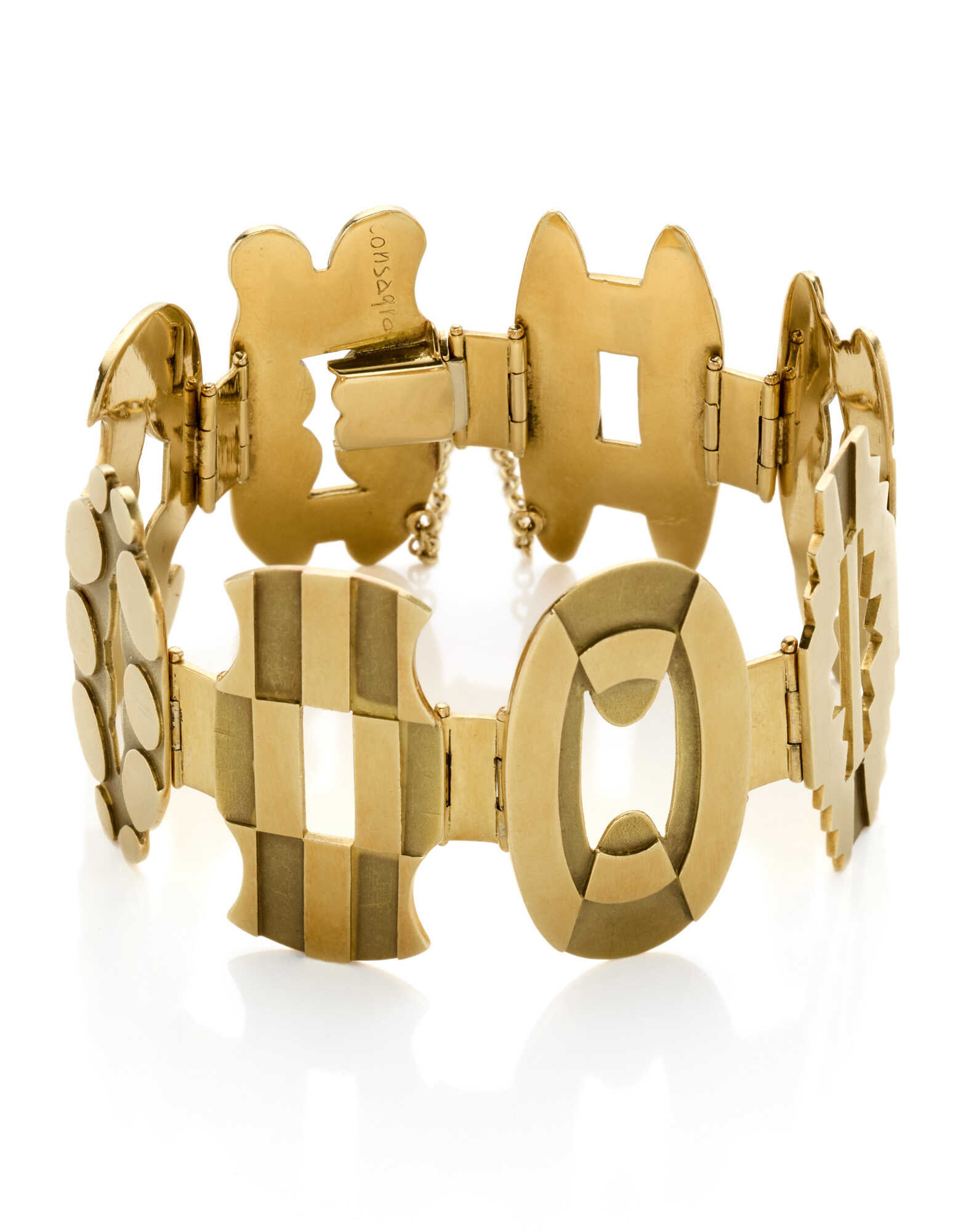 PIETRO CONSAGRA | Yellow gold modular bracelet, g 76.63 circa, length cm 18 circa. Signed Consagra. In original signed case and with guarantee