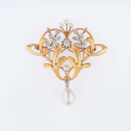 An Art Nouveau Diamond Pearl Brooch. - фото 1