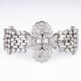 An exquisite, highcarat Art-déco Diamond Bracelet. - фото 2