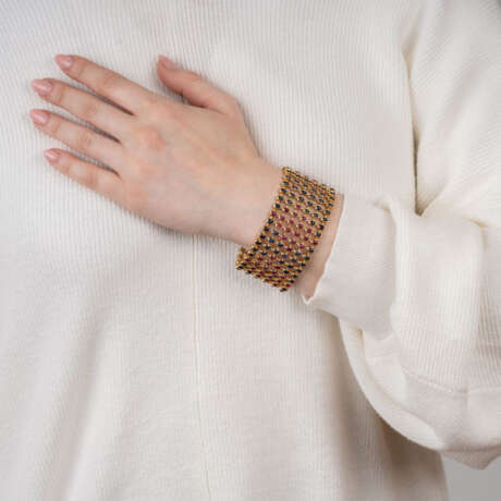 An extraordinary Ruby Sapphire Bracelet. - photo 4