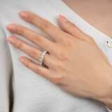 A fine-white Rivière Diamond Ring. - фото 3